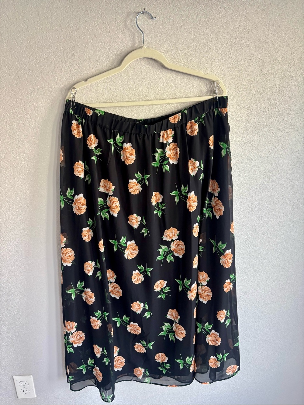 Old Navy Black Midi Skirt with Peach Floral Print
